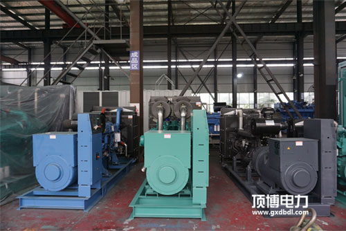 柴油發(fā)電機(jī)組氣門間隙過大過小都不行，一定要重視